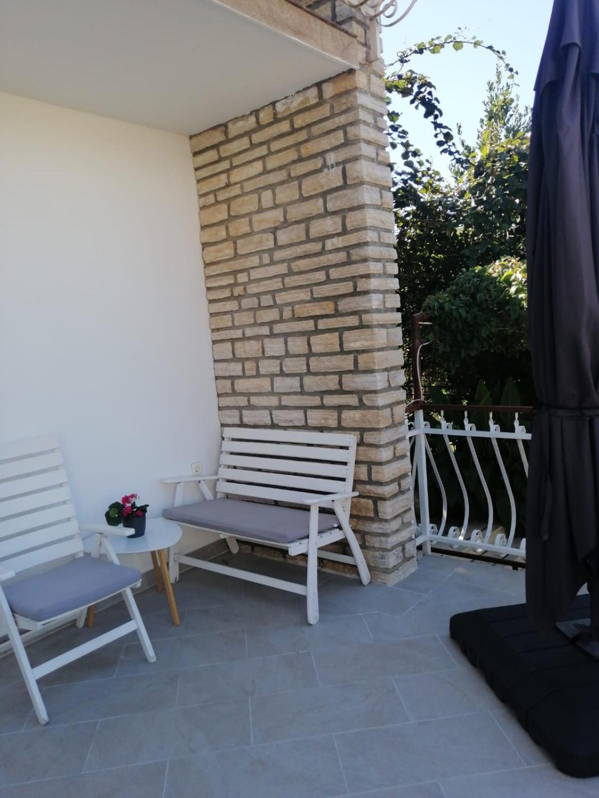 Apartments Kursan Seget Vranjica Exteriör bild